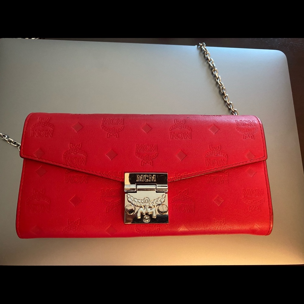 MCM Patricia Wallet on Chain WOC